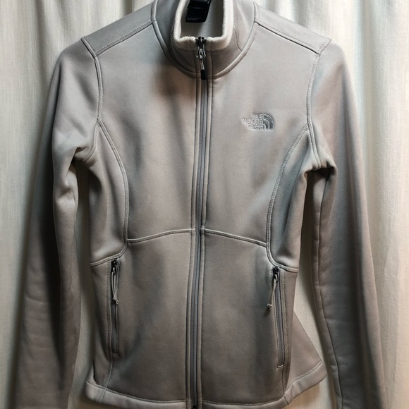 The North Face Jackets & Blazers - The North Face Denali jacket